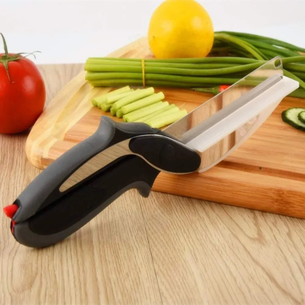2 in 1 Scissors with Cutting Board