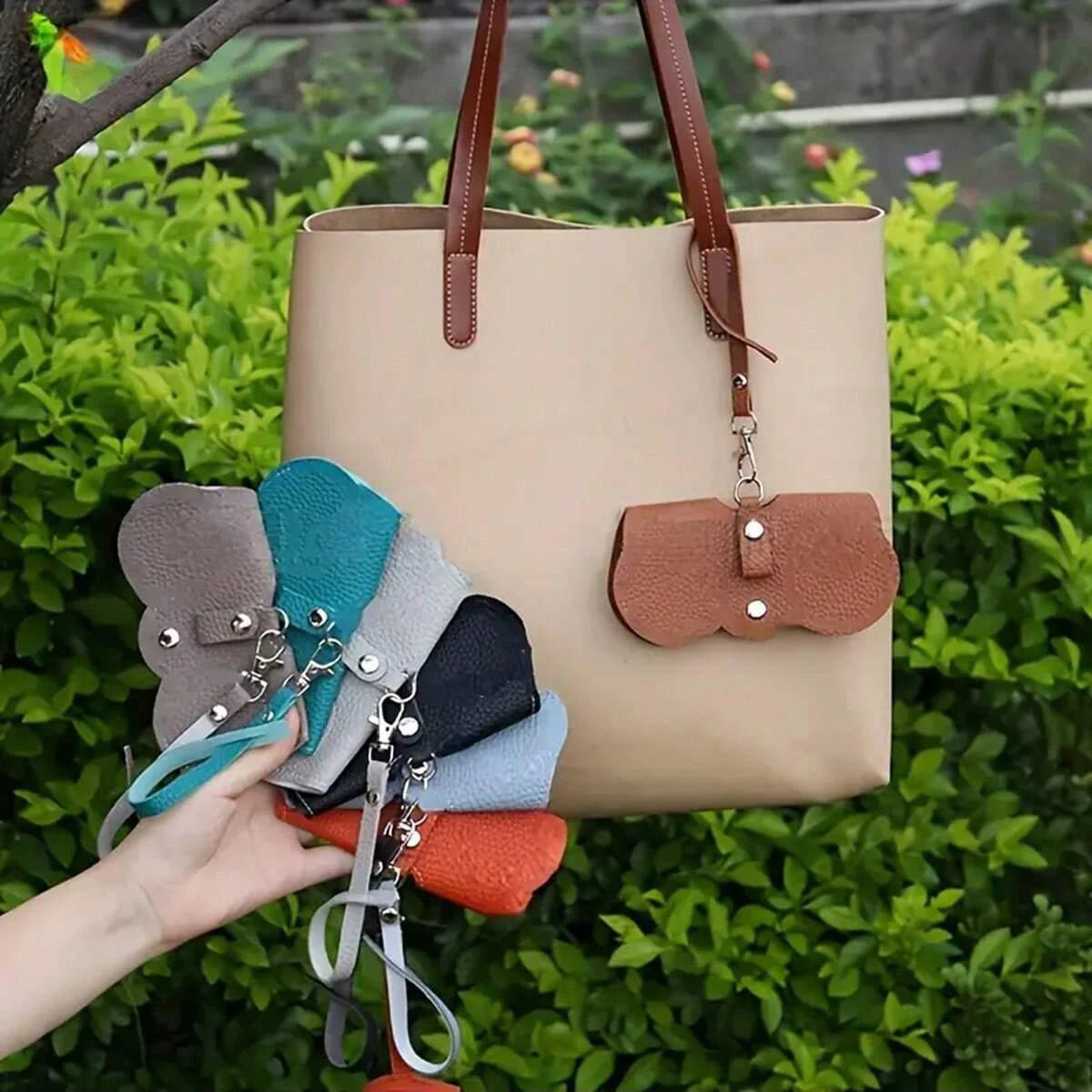 Hanging PU Leather Sunglasses Pouch