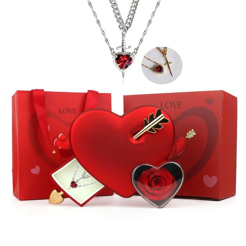 Amour Heart Jewelry Gift Case