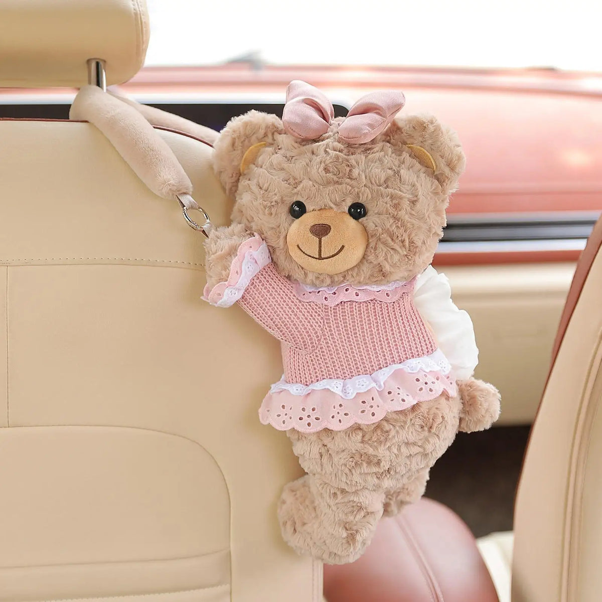 Bear Hug Tissue Holder