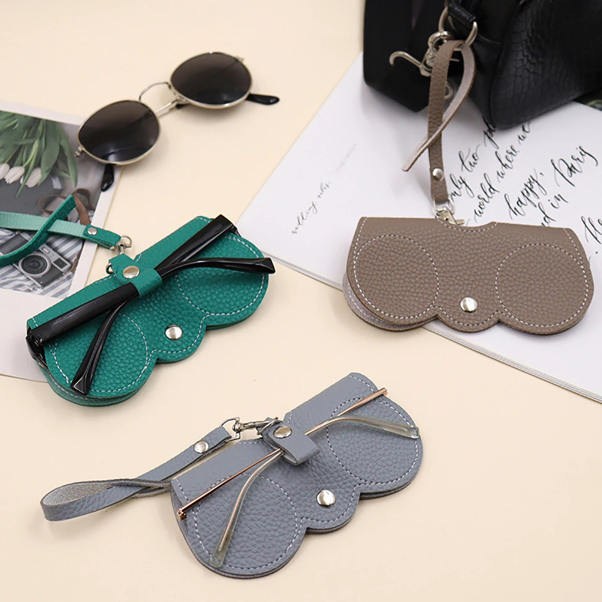 Hanging PU Leather Sunglasses Pouch