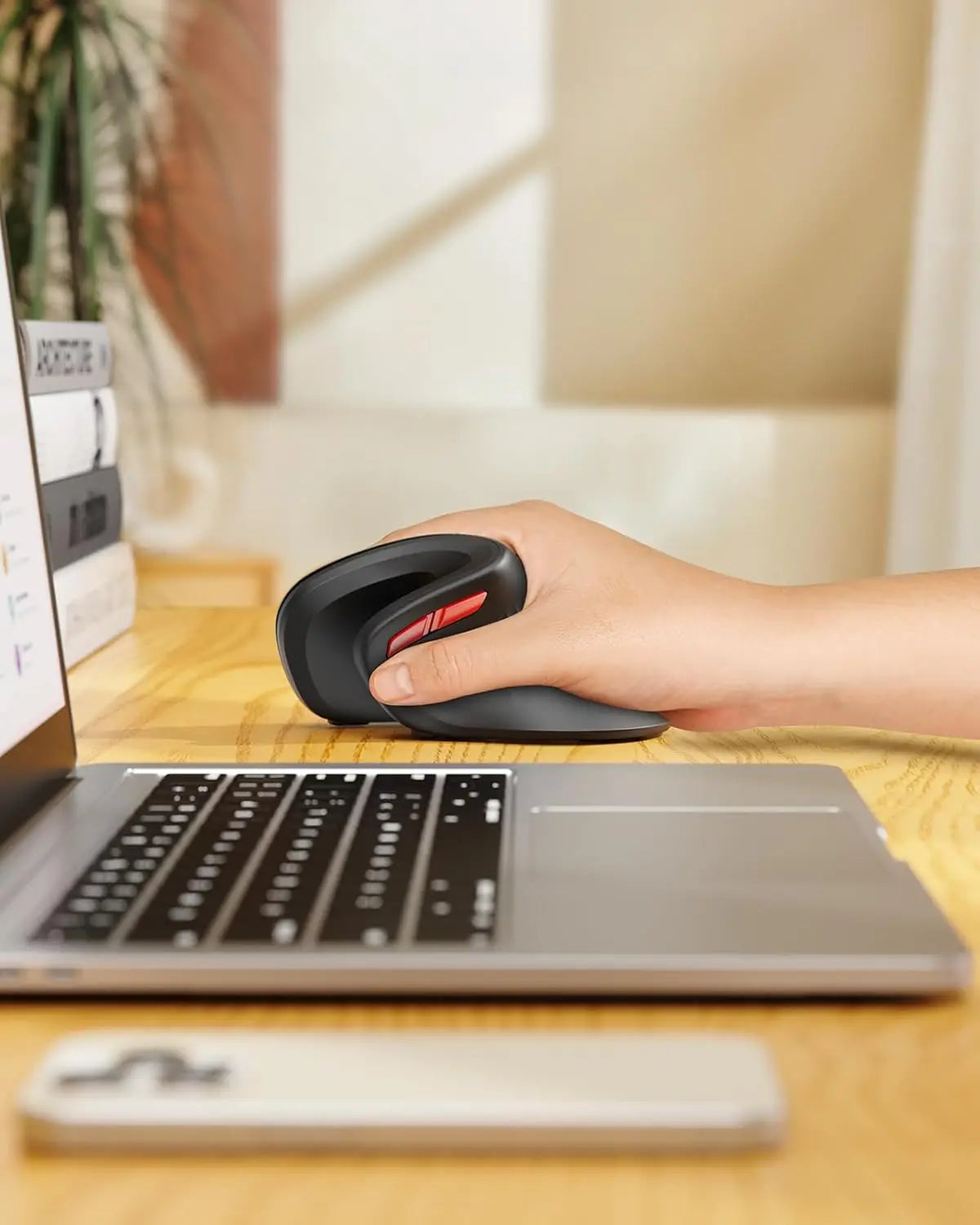 Ergonomic Wireless Vertical Mouse