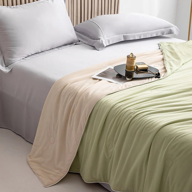 Lightweight Cooling Blanket