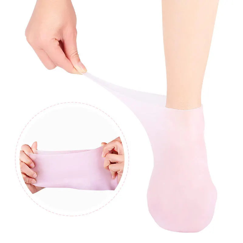 HydraSilk Moisturizing Socks and Gloves Set