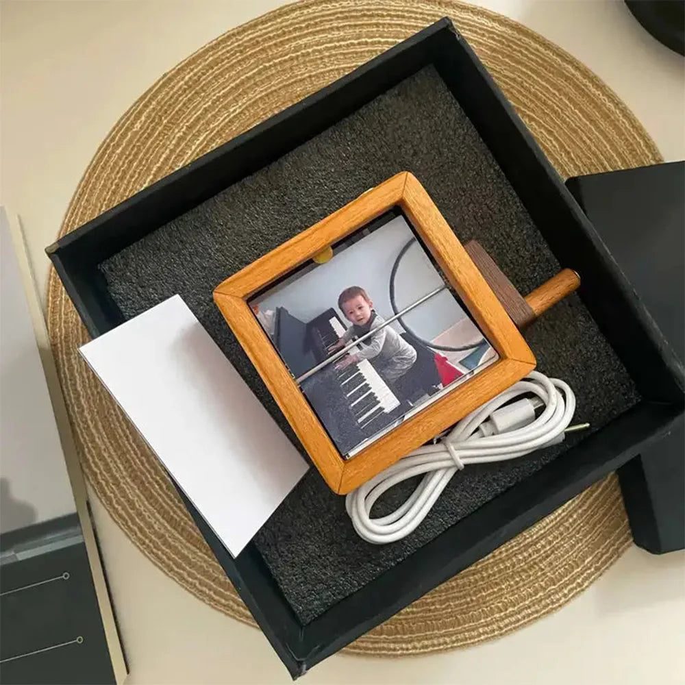 Hand-Cranked Photo Flipbook Box