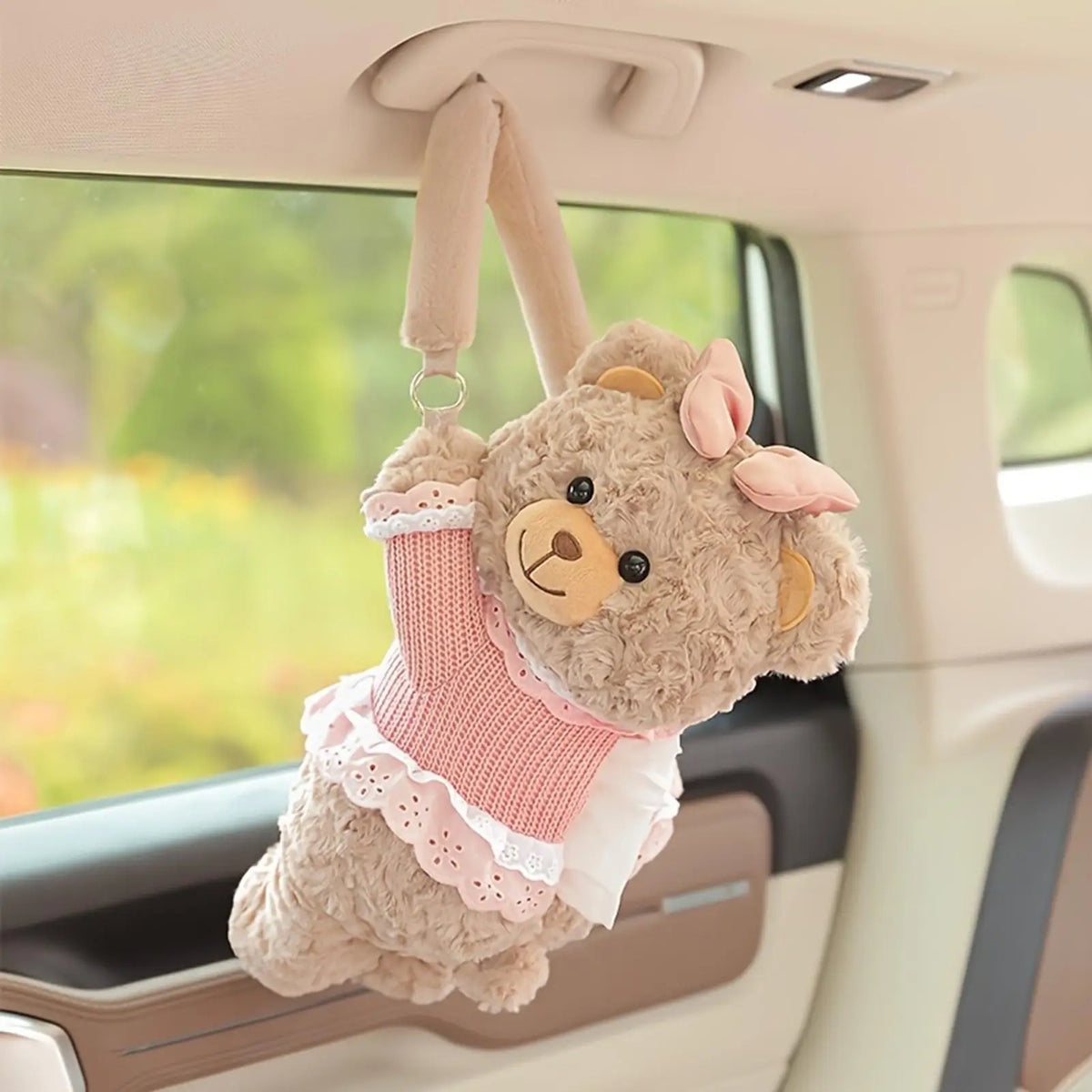 Bear Hug Tissue Holder