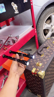 Telescopic Magnetic Pickup Flashlight